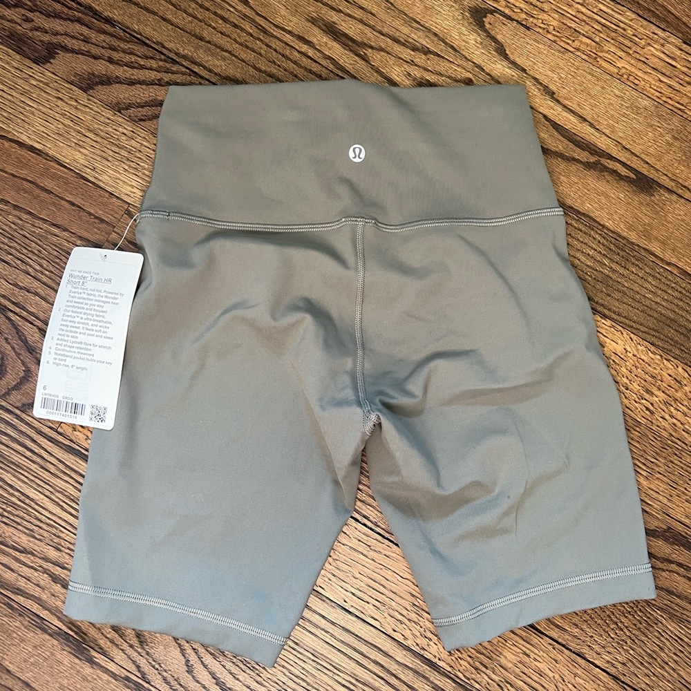 Lulu biker shorts